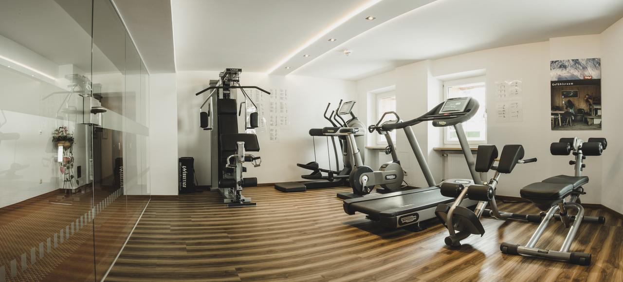 Schwarzer Adler - Sport & Hotel 4*